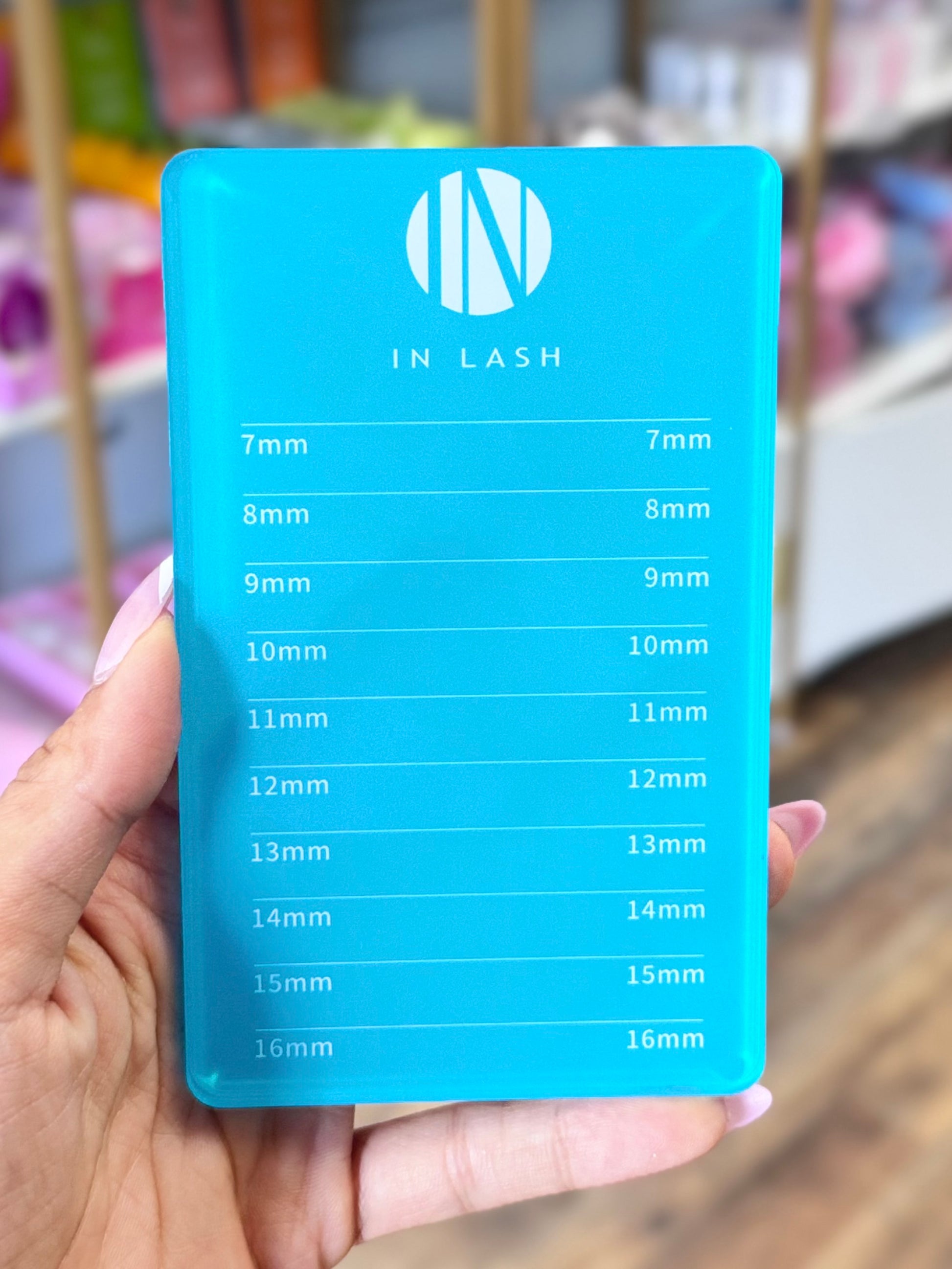 In Lash Acrylic Lash Tile