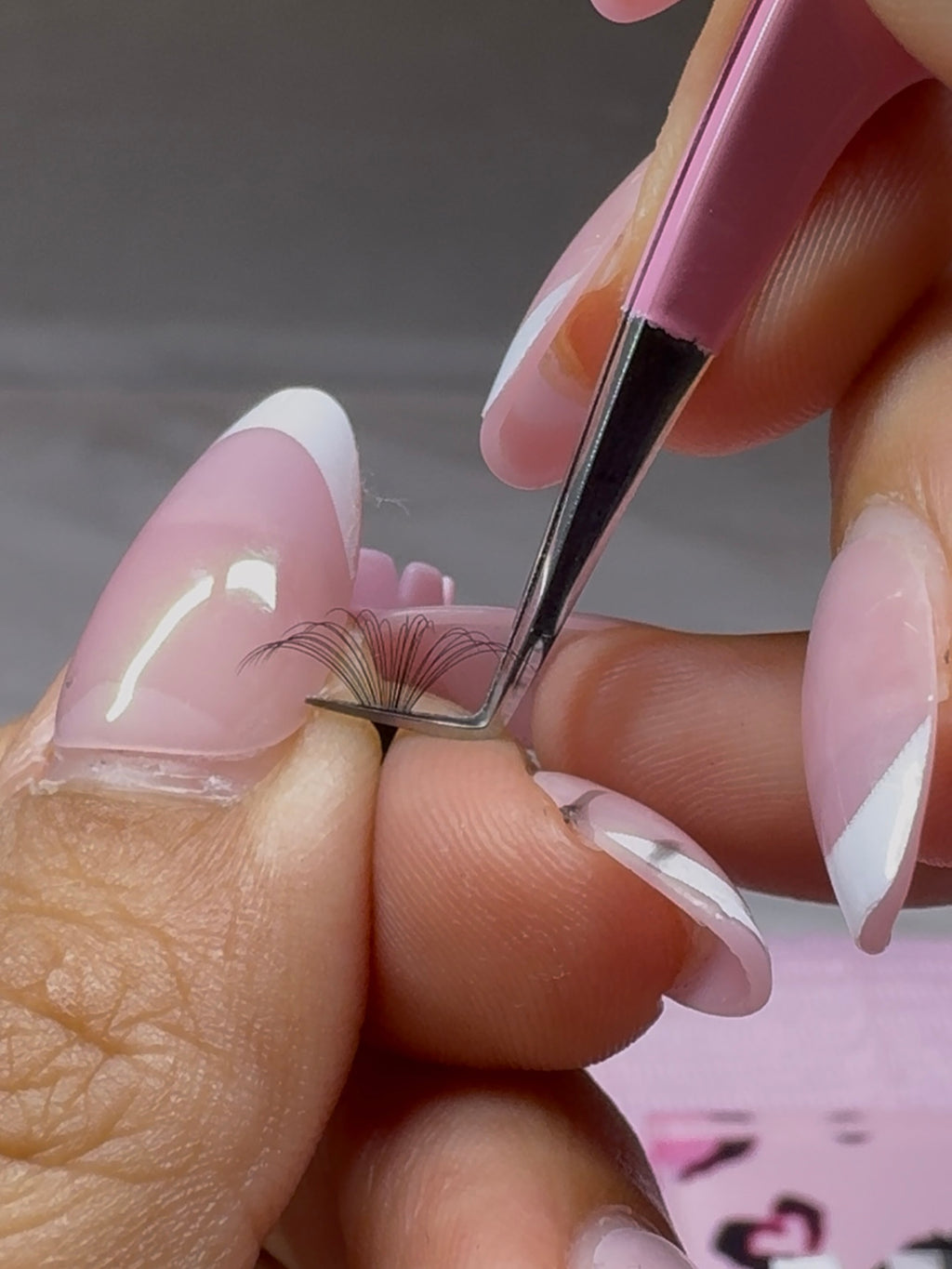 Hello Kitty Charm Tweezer