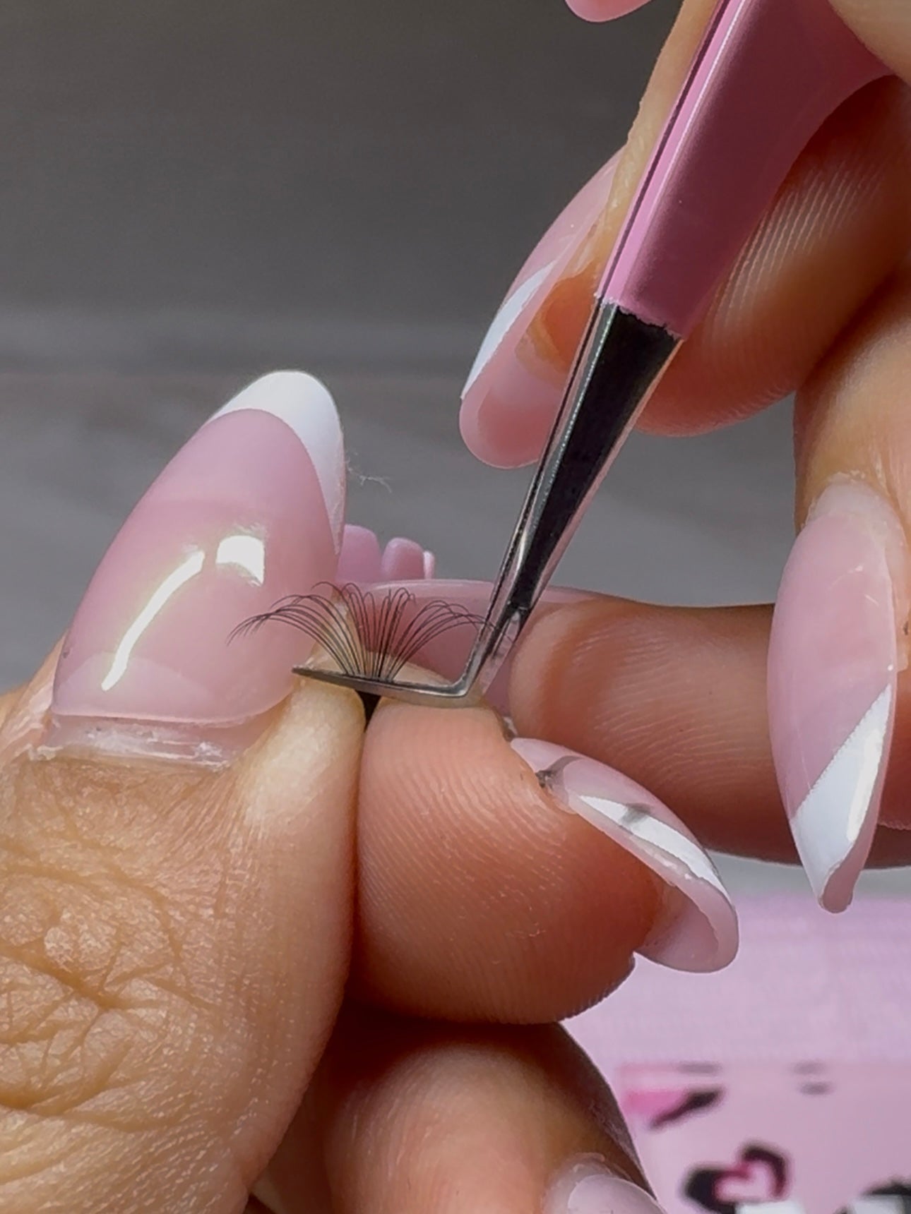 Hello Kitty Charm Tweezer