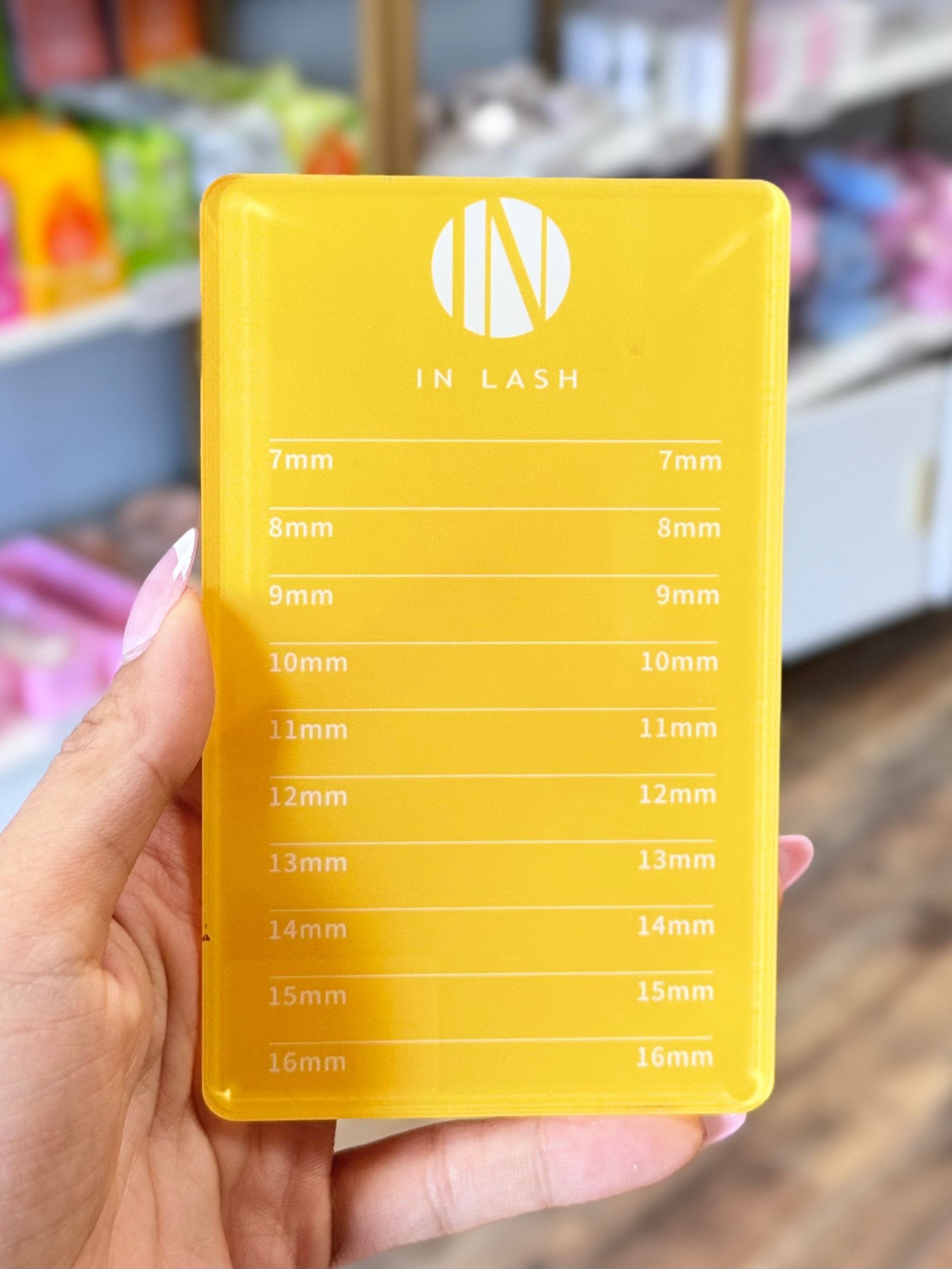 In Lash Acrylic Lash Tile