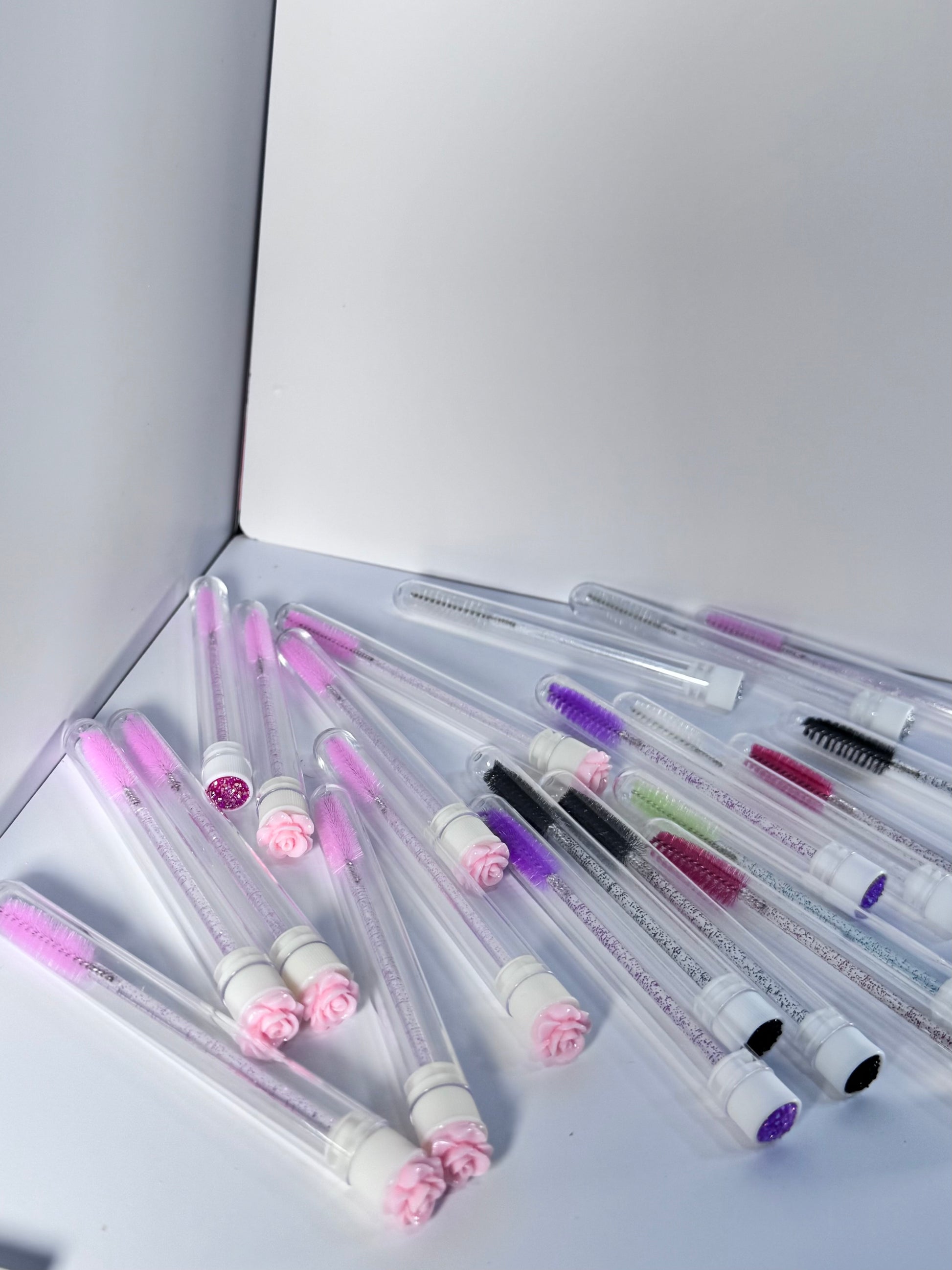 Spoolie Lash Tube Aplicator