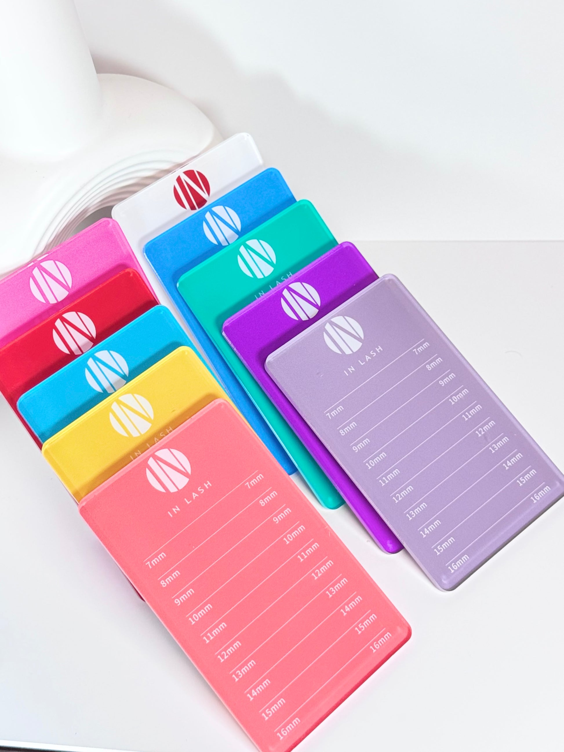 In Lash Acrylic Lash Tile